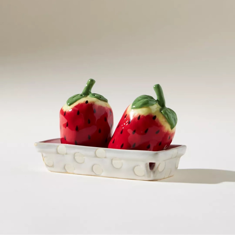 ANTHROPOLOGIE NWT 30pc Fruta Ceramic Salt & Pepper Shaker set